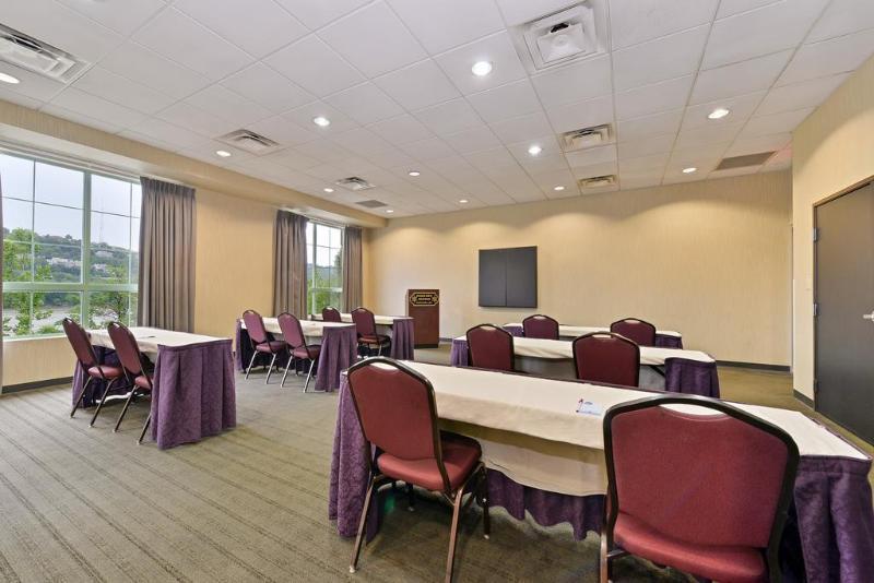 Fairfield By Marriott Inn & Suites Newport Cincinnati Buitenkant foto